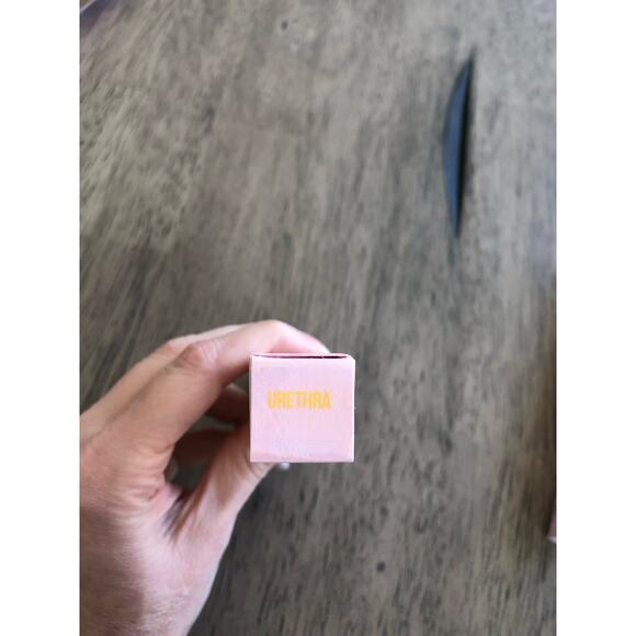 Jeffree Star Supreme Gloss in Urethra - Picture 7 of 8